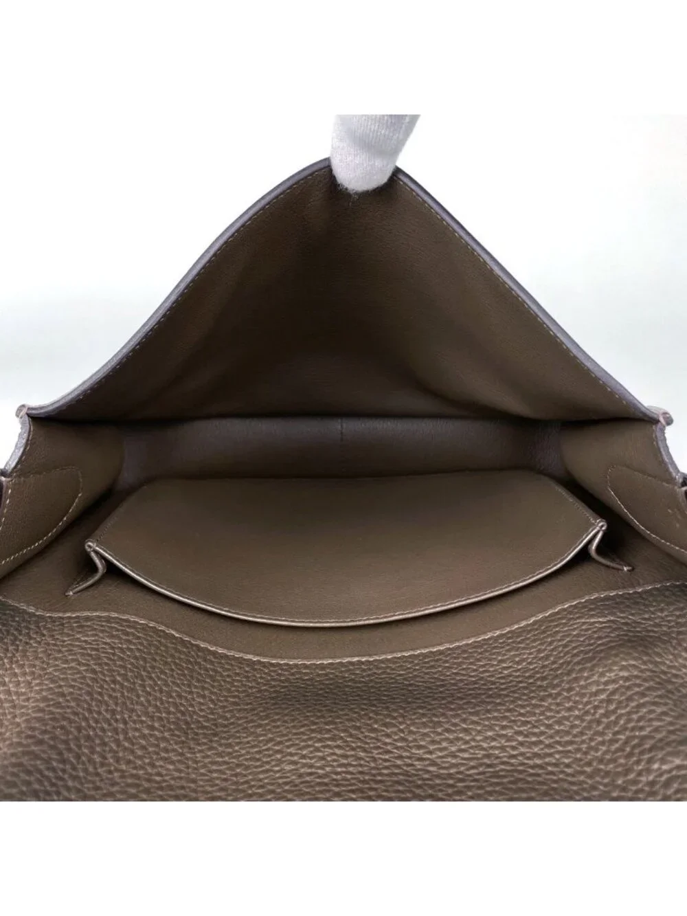 Hermes Steve Caporal 27 Shoulder Bag Taurillon Clemence Etain